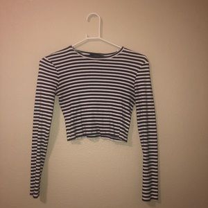long sleeve crop top